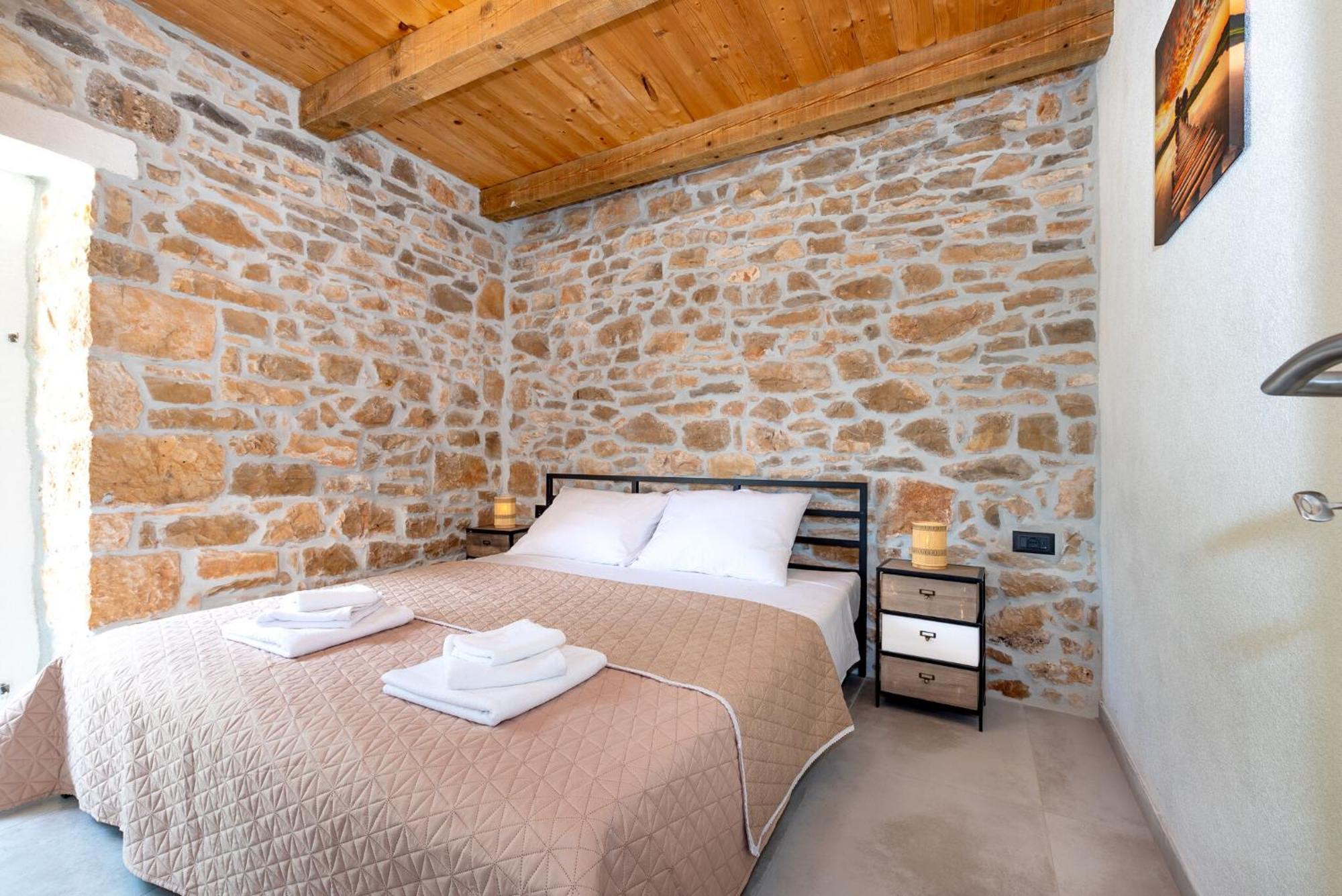 Lea&robi Villa Unesic